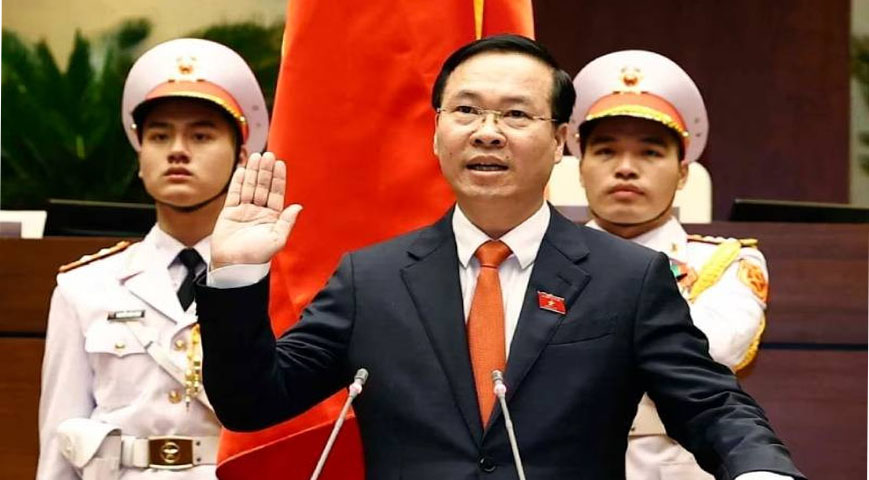 President Vo Van Thuong resigns